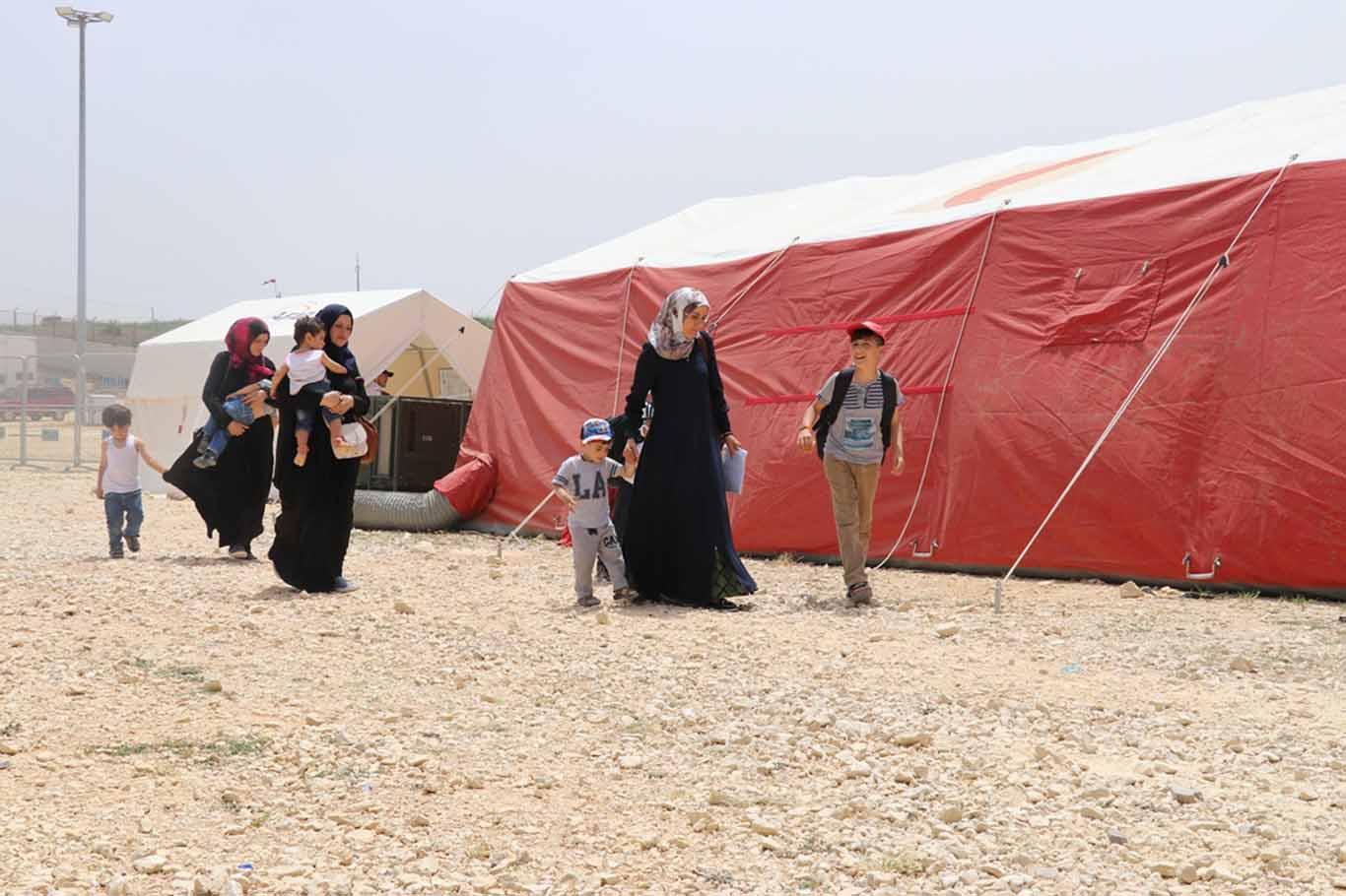 30 bin Suriyeli bayram için ülkesine geçti 30 bin Suriyeli bayram için ülkesine geçti